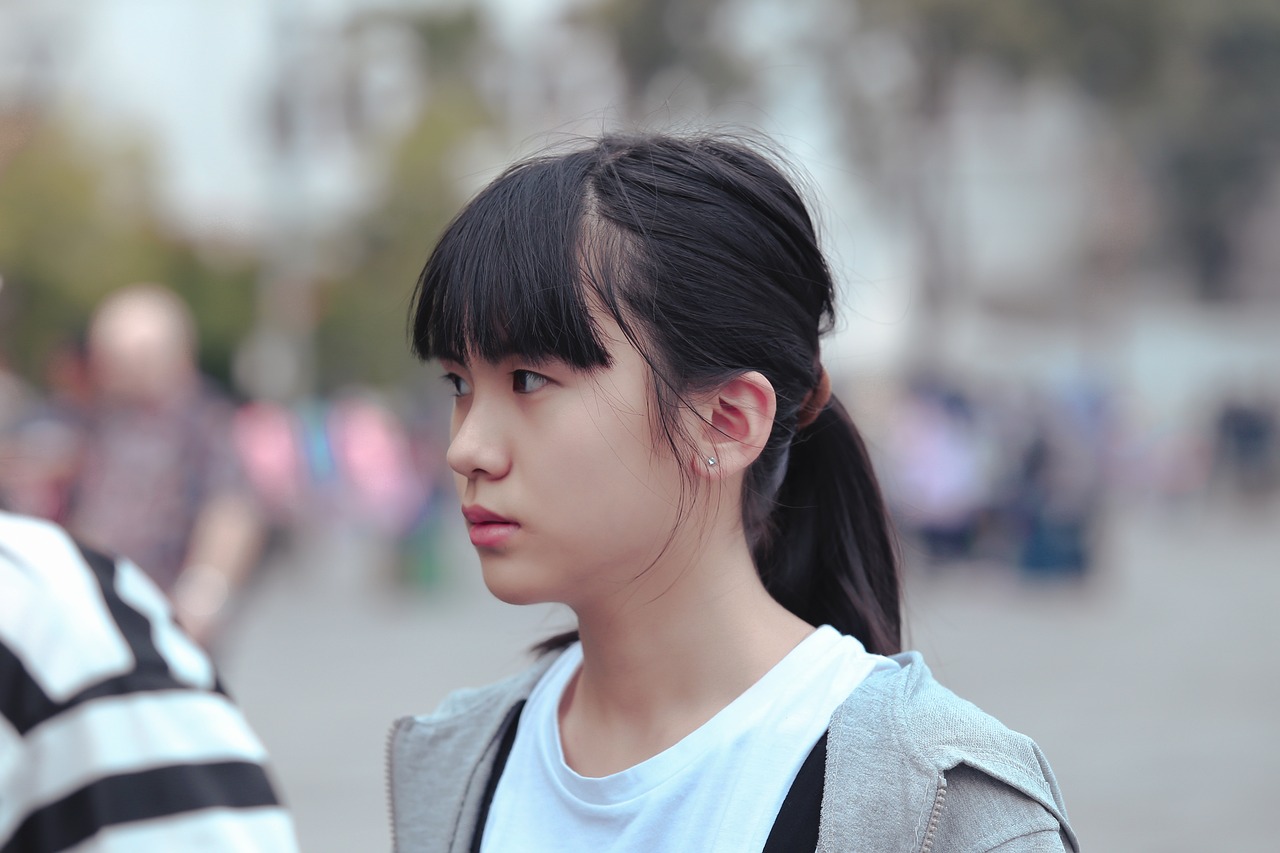 电视剧两个女人中的情感纠葛与成长历程