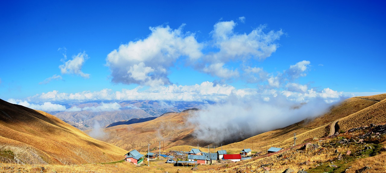 凉山最新季10月风景与变迁的探秘之旅
